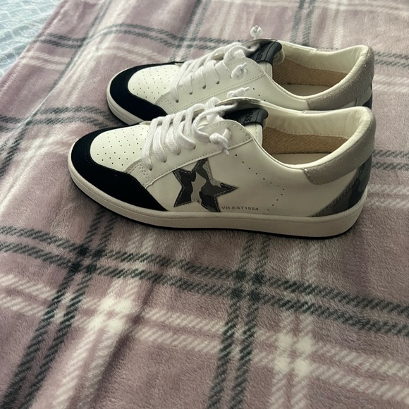 VINTAGE - Picture 3 of 5